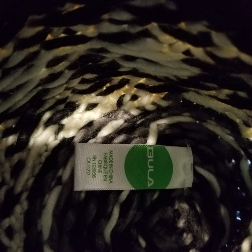 Bula Diamond Pattern Beanie Hat - image 3